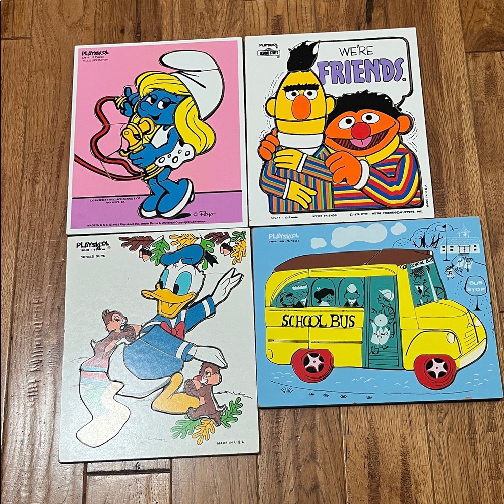 VINTAGE PLAYSKOOL PUZZLES LOT OF 4 smurfette Donald Duck  Sesame Street